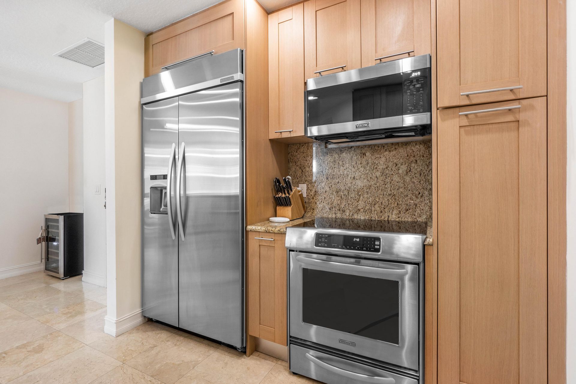 701 S Olive Avenue, Unit 1705, West Palm Beach, FL 33401 Photo