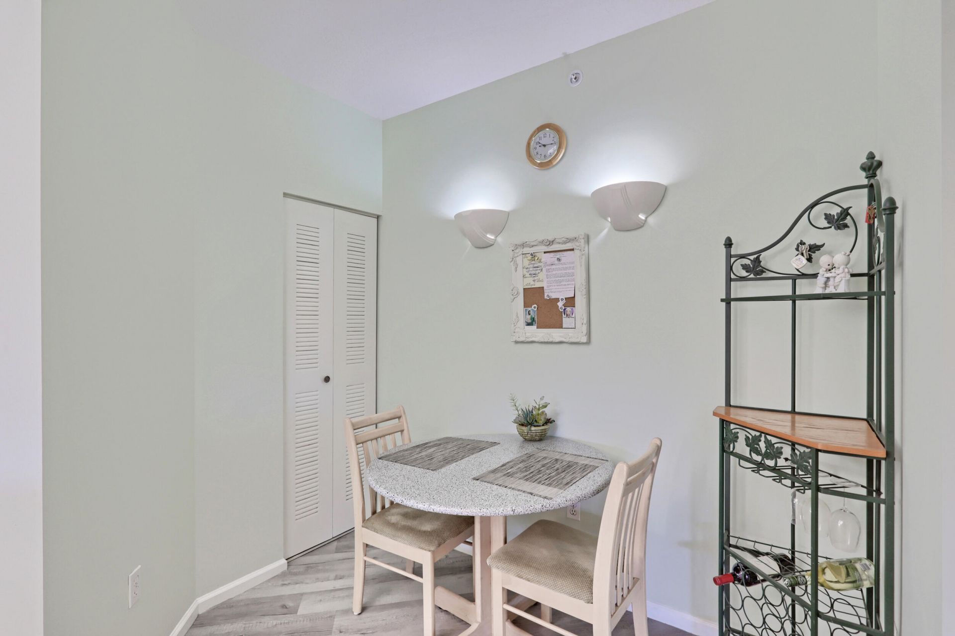 800 Uno Lago Drive, Unit 305, Juno Beach, FL 33408 Photo