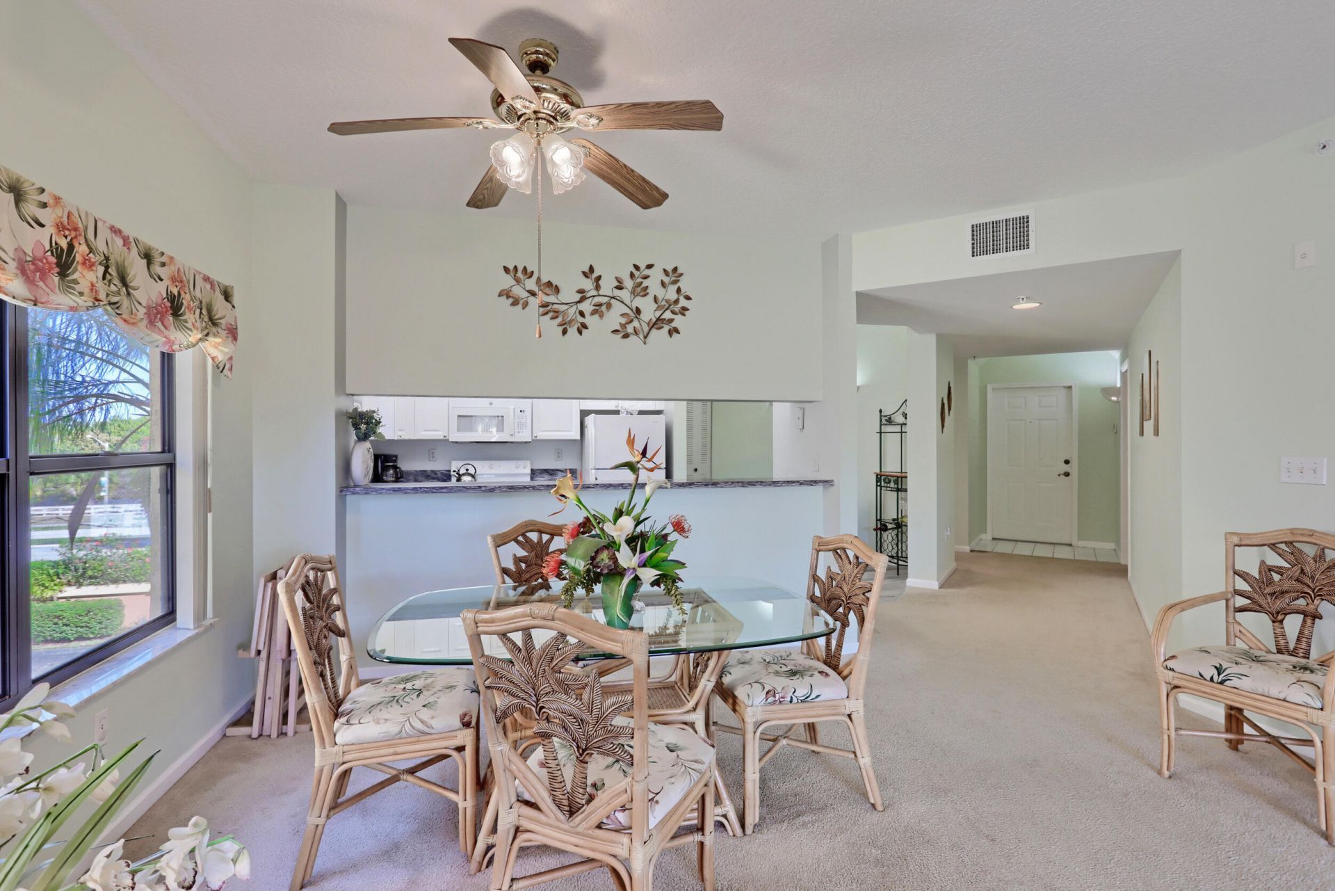 800 Uno Lago Drive, Unit 305, Juno Beach, FL 33408 Photo