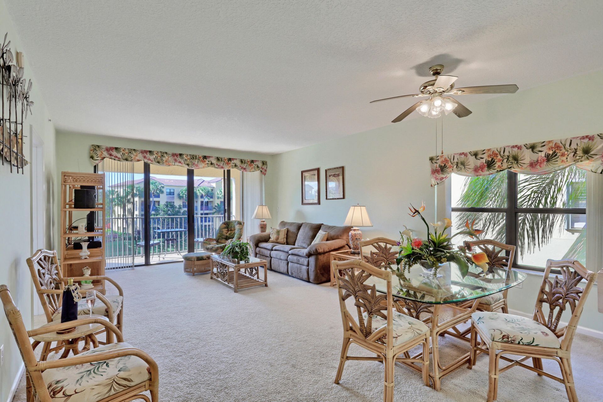 800 Uno Lago Drive, Unit 305, Juno Beach, FL 33408 Photo