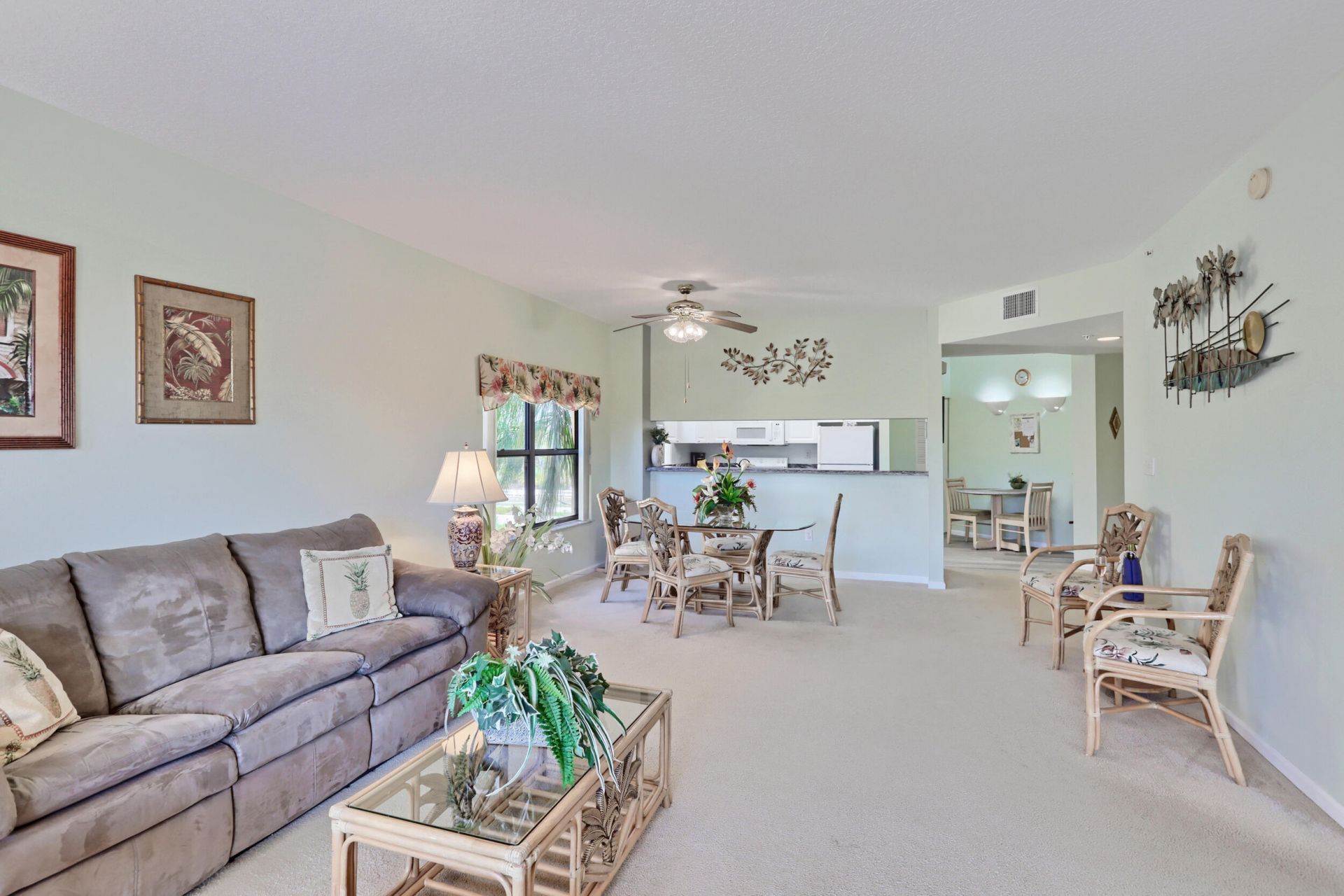 800 Uno Lago Drive, Unit 305, Juno Beach, FL 33408 Photo