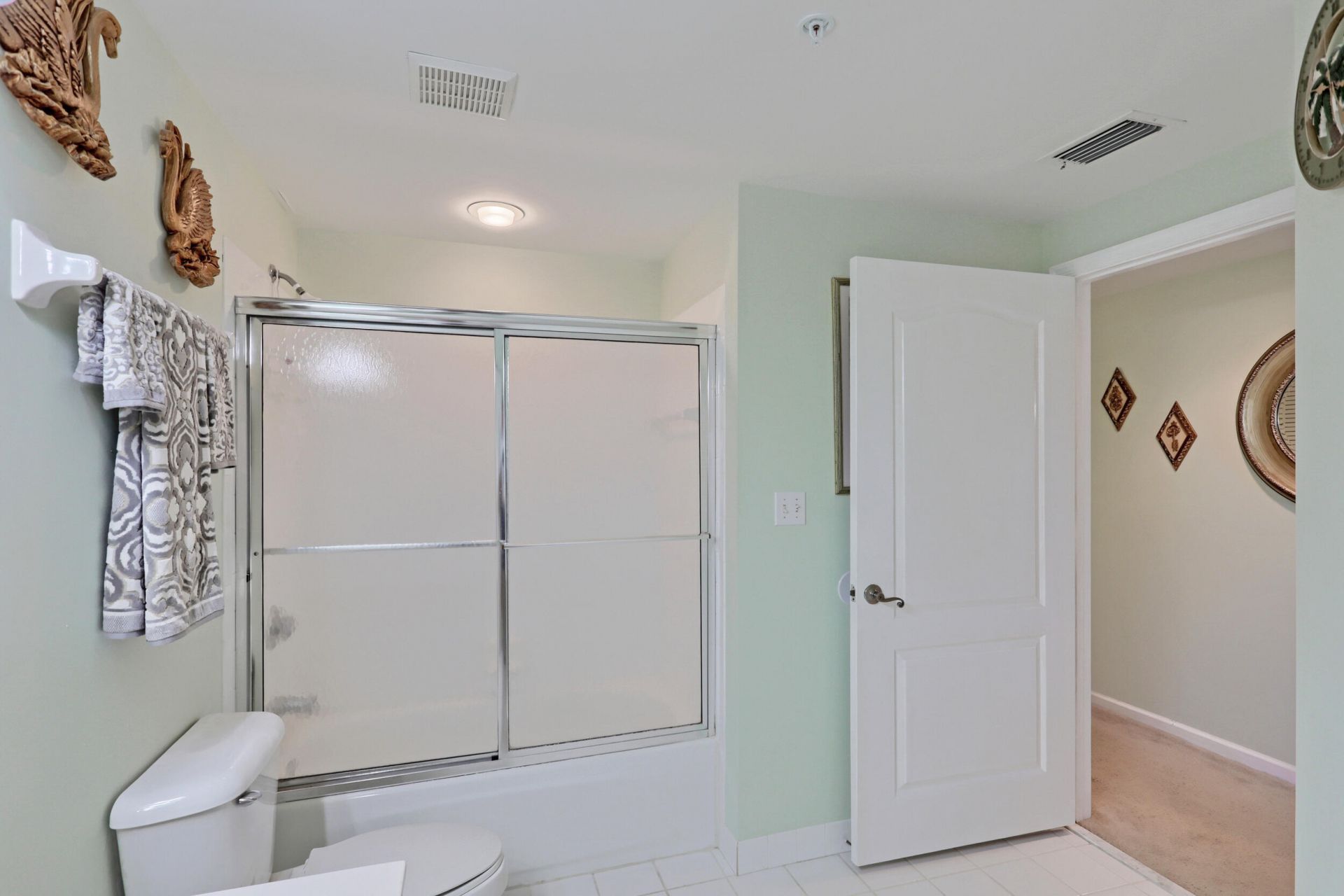 800 Uno Lago Drive, Unit 305, Juno Beach, FL 33408 Photo