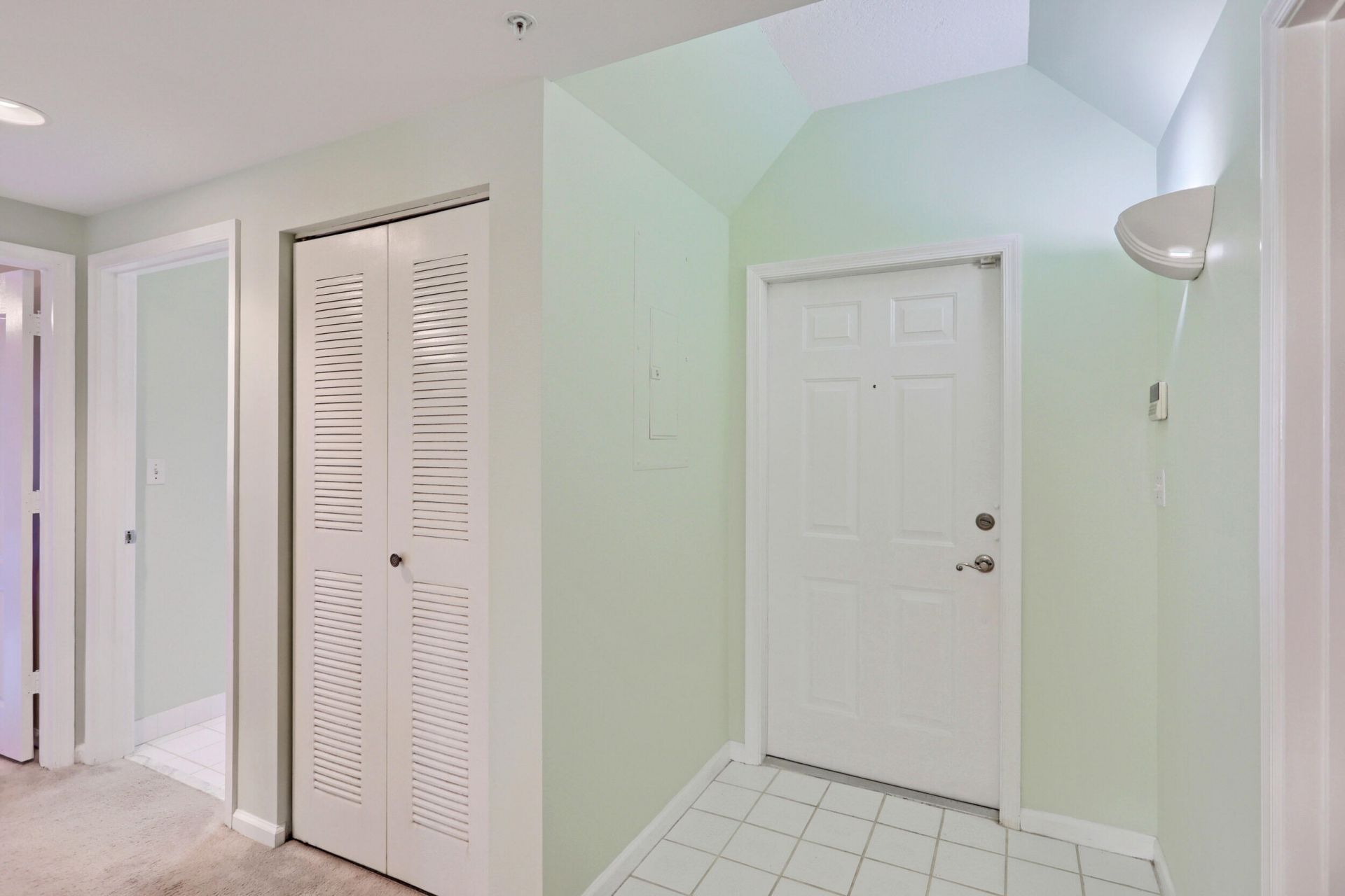 800 Uno Lago Drive, Unit 305, Juno Beach, FL 33408 Photo