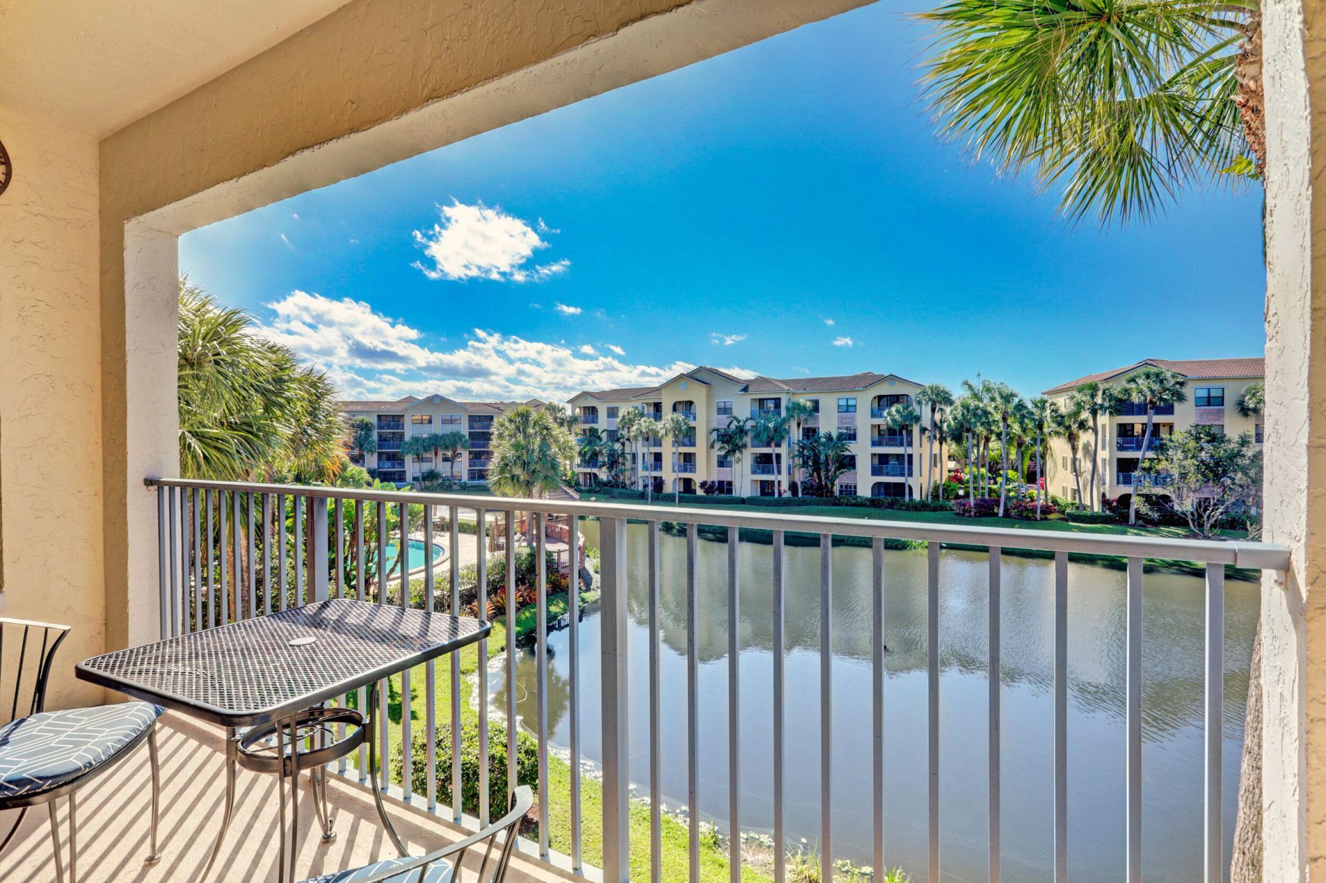 800 Uno Lago Drive, Unit 305, Juno Beach, FL 33408 Photo
