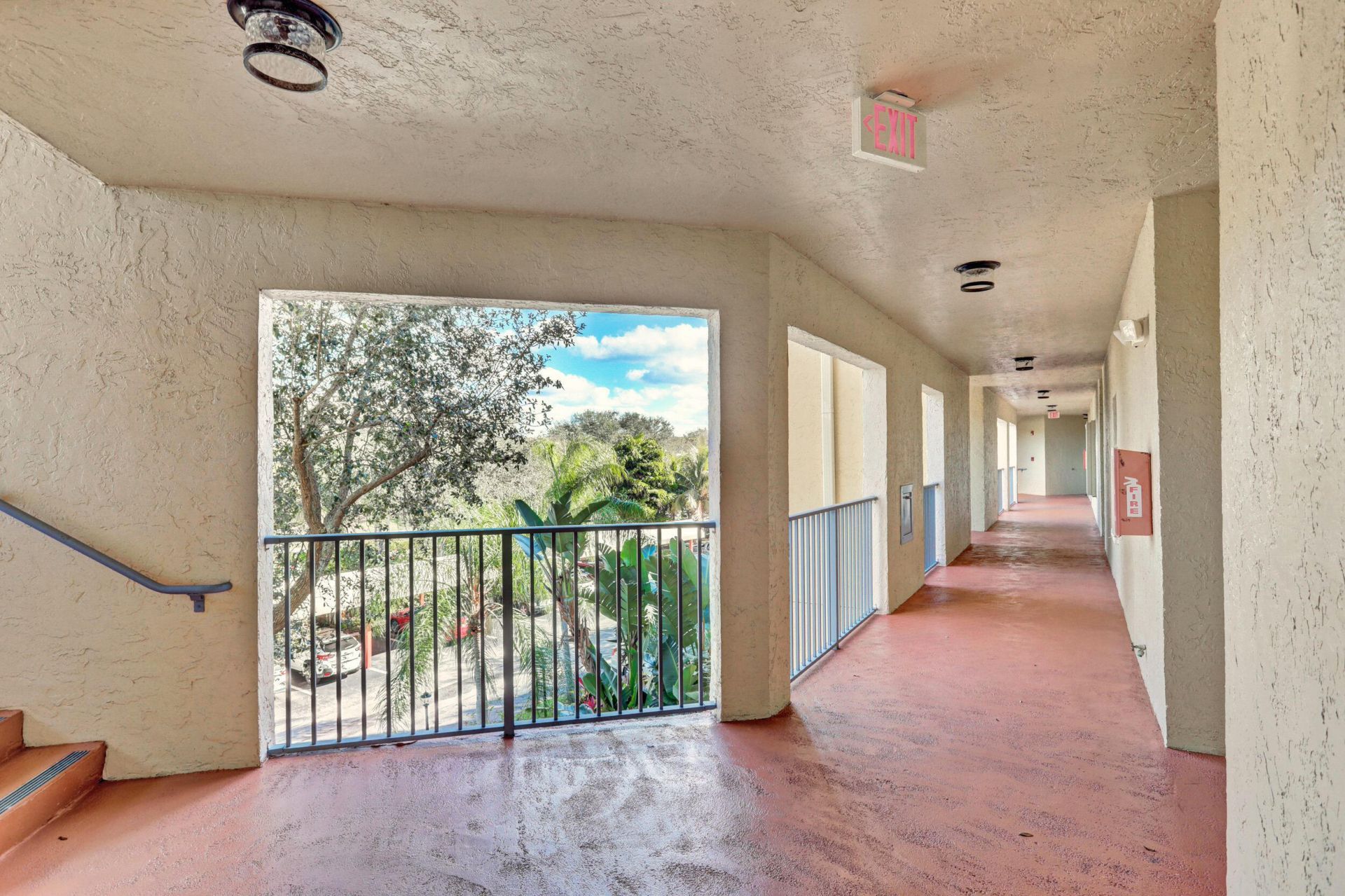 800 Uno Lago Drive, Unit 305, Juno Beach, FL 33408 Photo