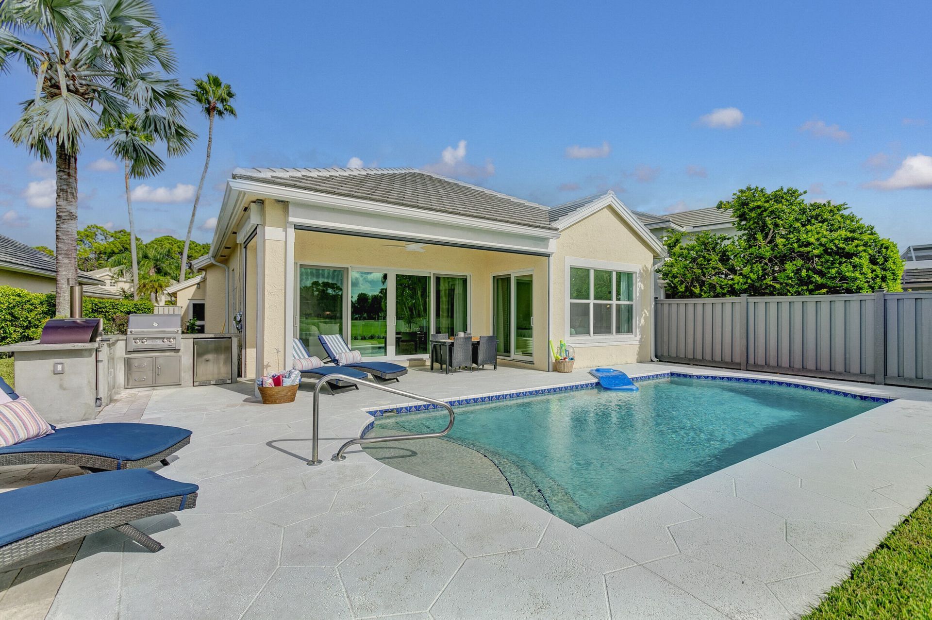 605 Masters Way, Palm Beach Gardens, FL 33418 Photo