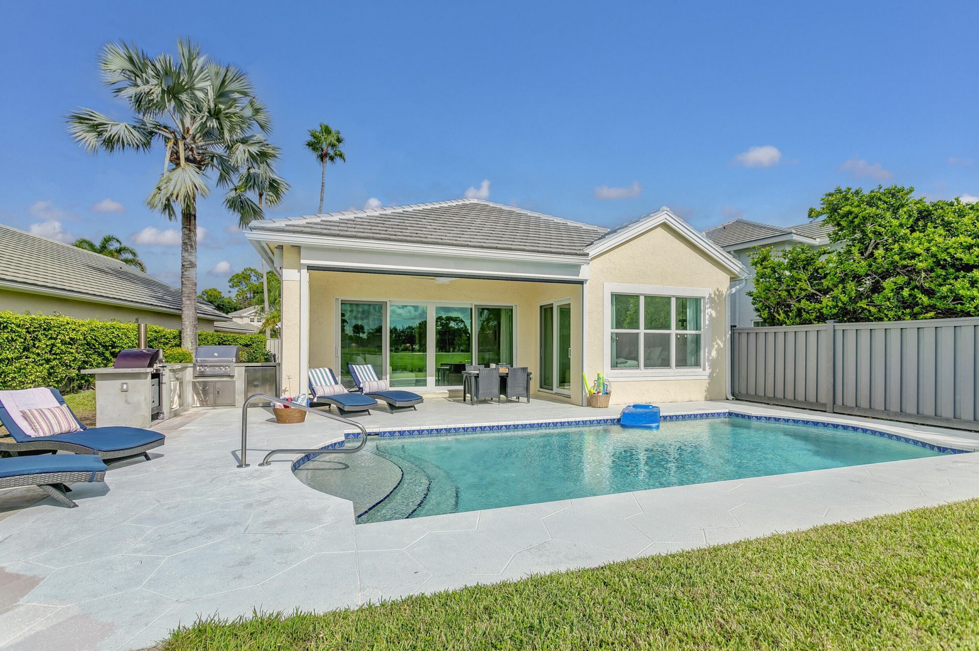 605 Masters Way, Palm Beach Gardens, FL 33418 Photo