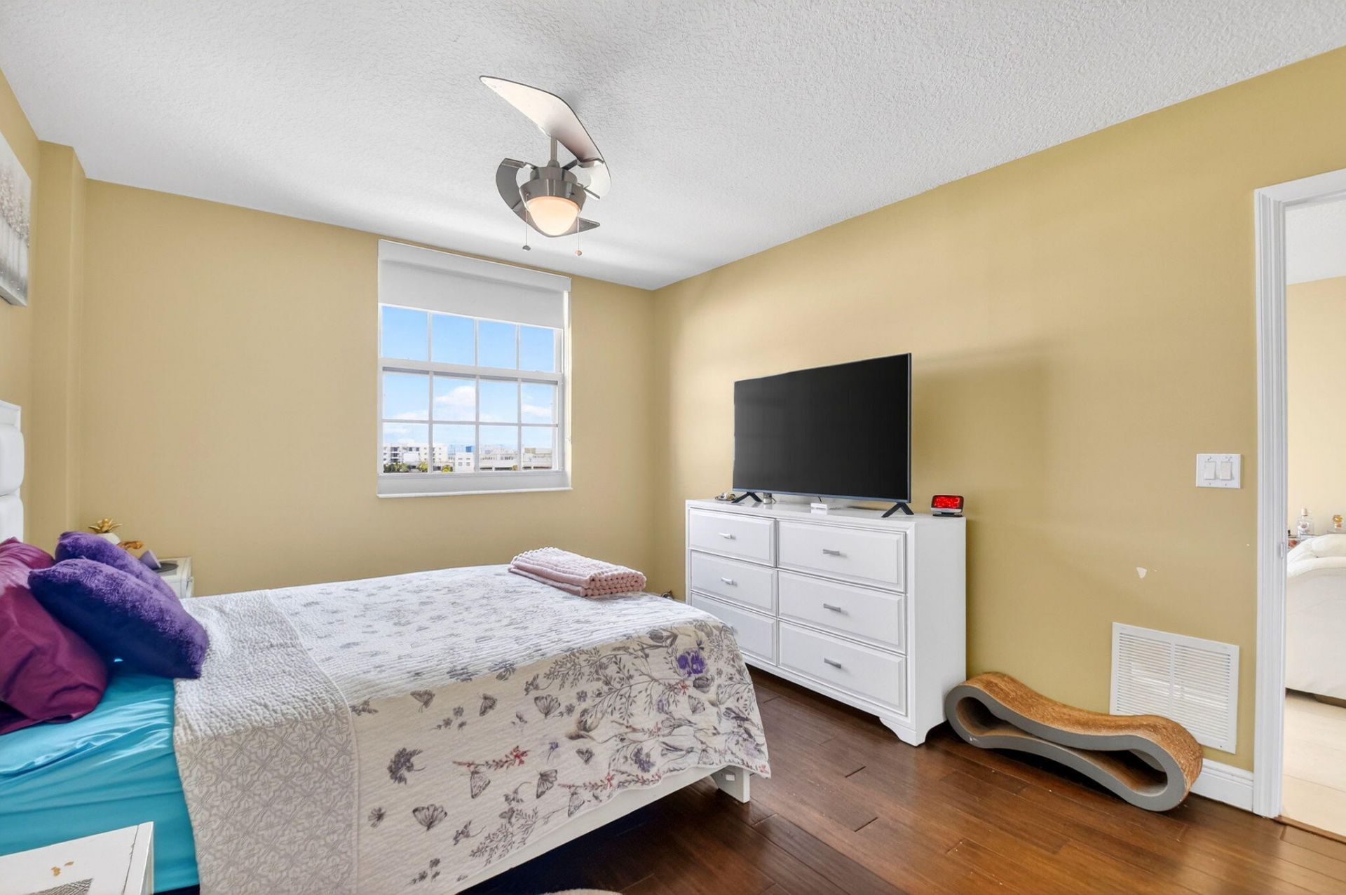 610 Clematis Street, Unit 608, West Palm Beach, FL 33401 Photo