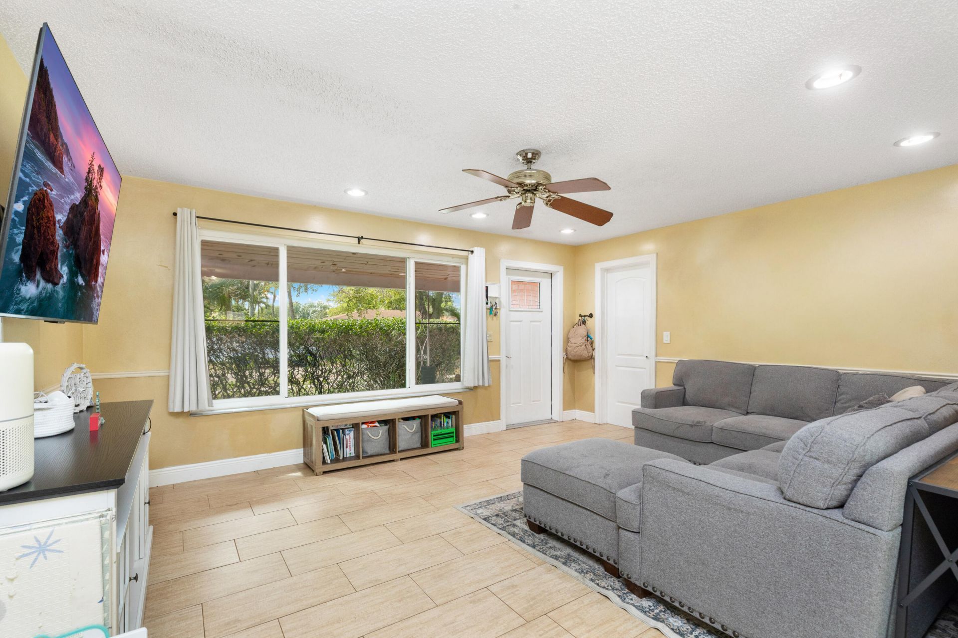 5819 Monroe Street, Hollywood, FL 33023 Photo