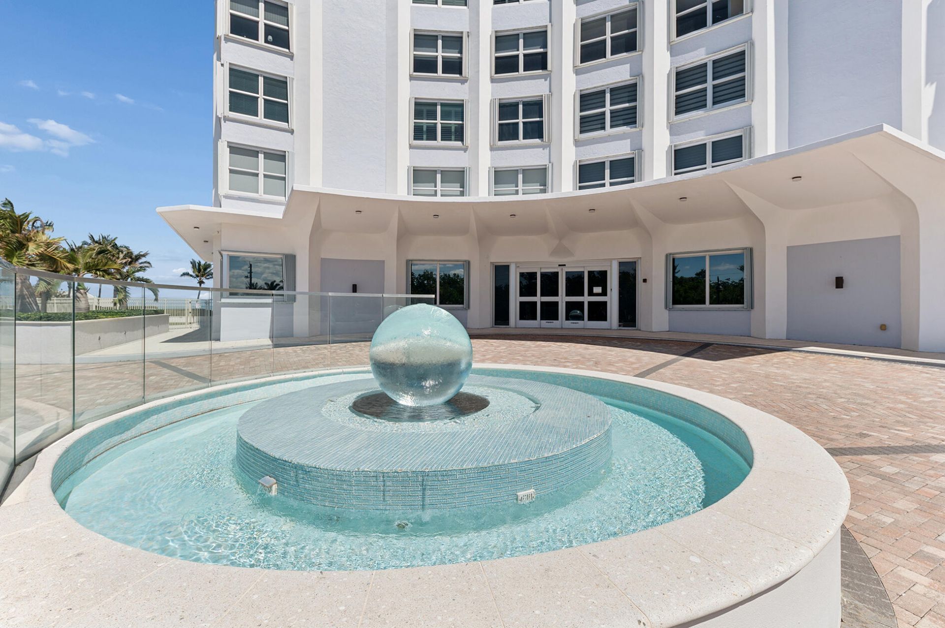 5200 N Ocean Drive, Unit 1401, Singer Island, FL 33404 Photo