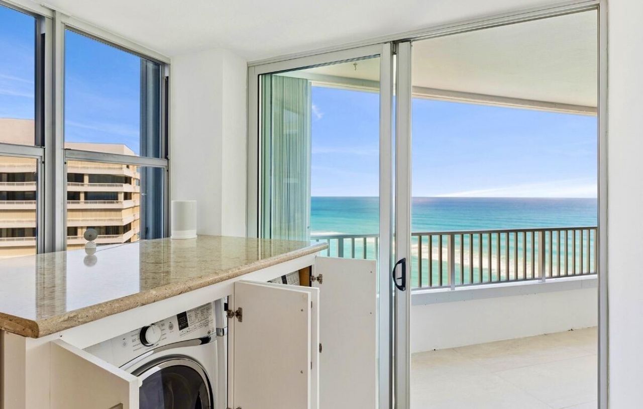 5200 N Ocean Drive, Unit 1401, Singer Island, FL 33404 Photo