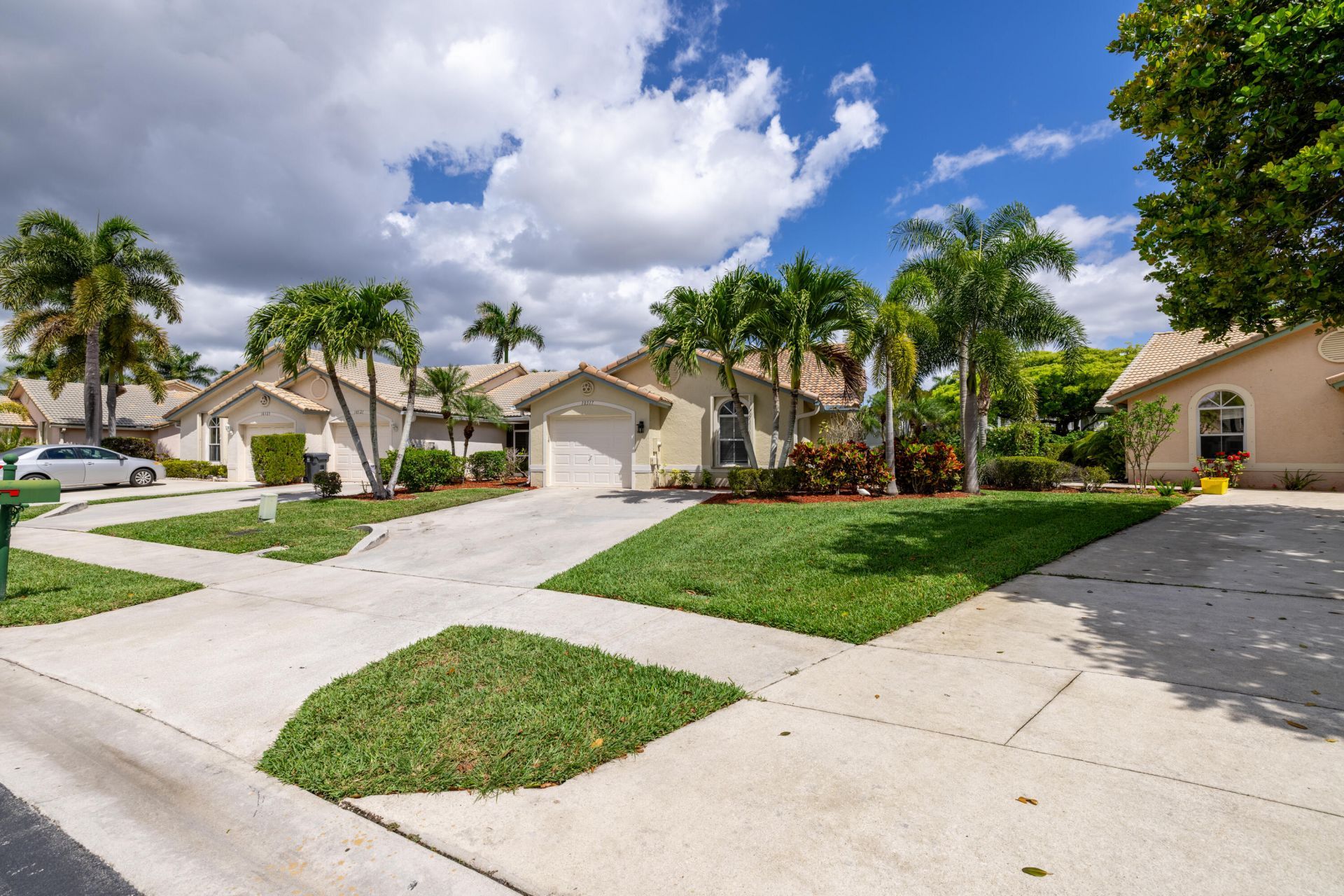 10517 Pelican Drive, Wellington, FL 33414 Photo