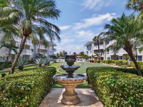 1198 Hillsboro Mile, Unit 324, Hillsboro Beach, FL 33062