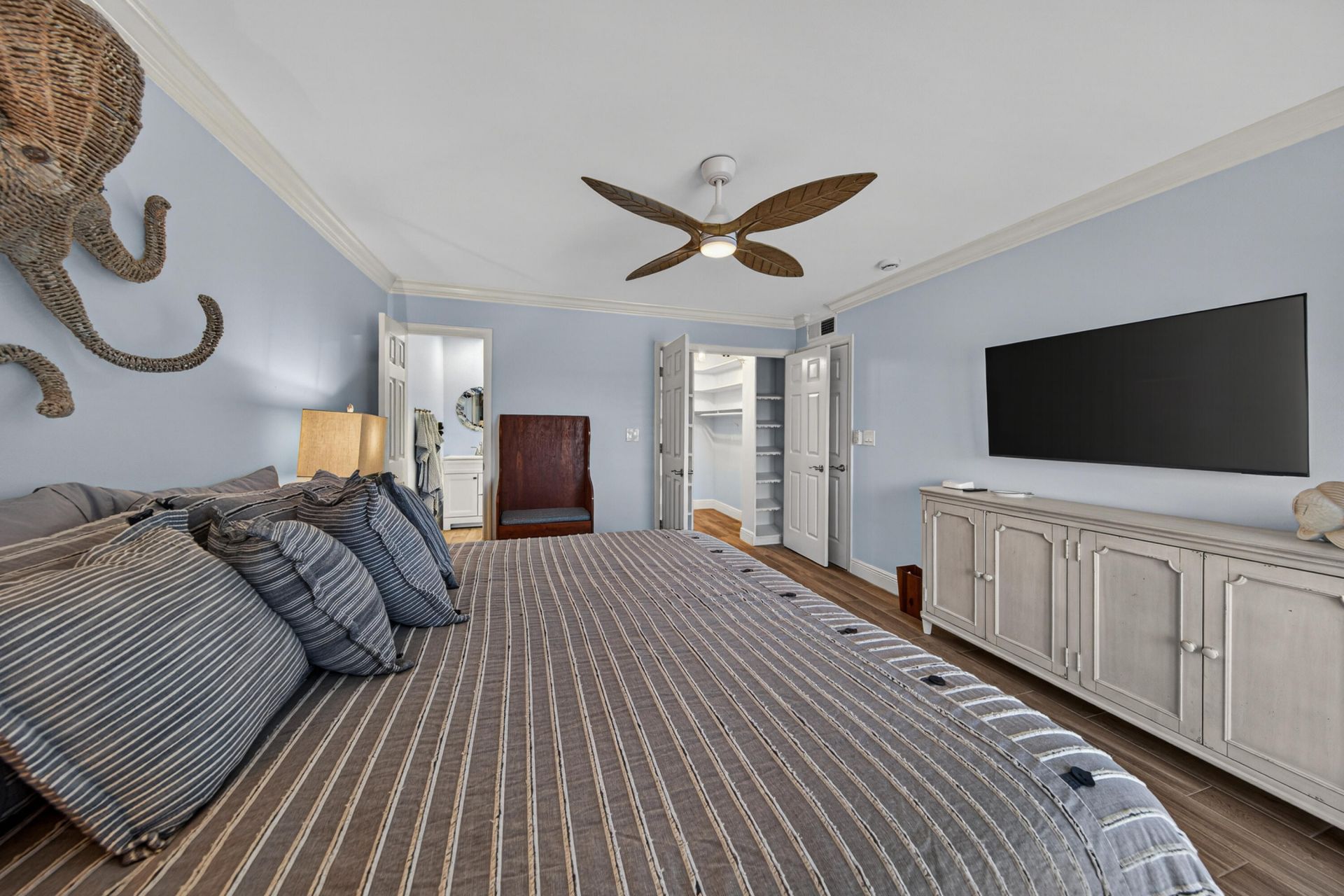 1198 Hillsboro Mile, Unit 324, Hillsboro Beach, FL 33062 Photo