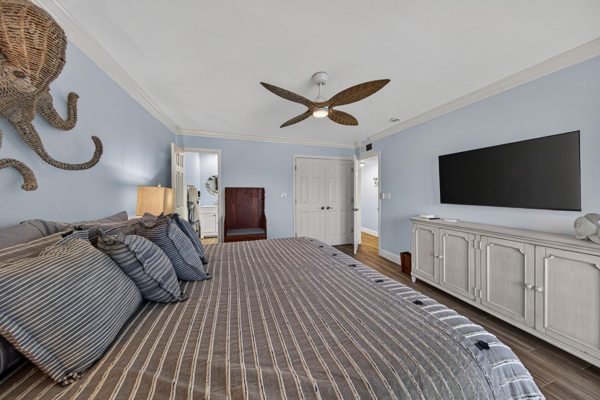 1198 Hillsboro Mile, Unit 324, Hillsboro Beach, FL 33062 Photo