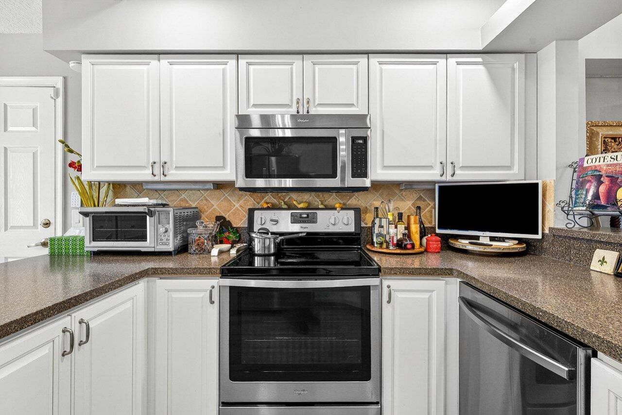 7033 Galleon Cove, Riviera Beach, FL 33418 Photo