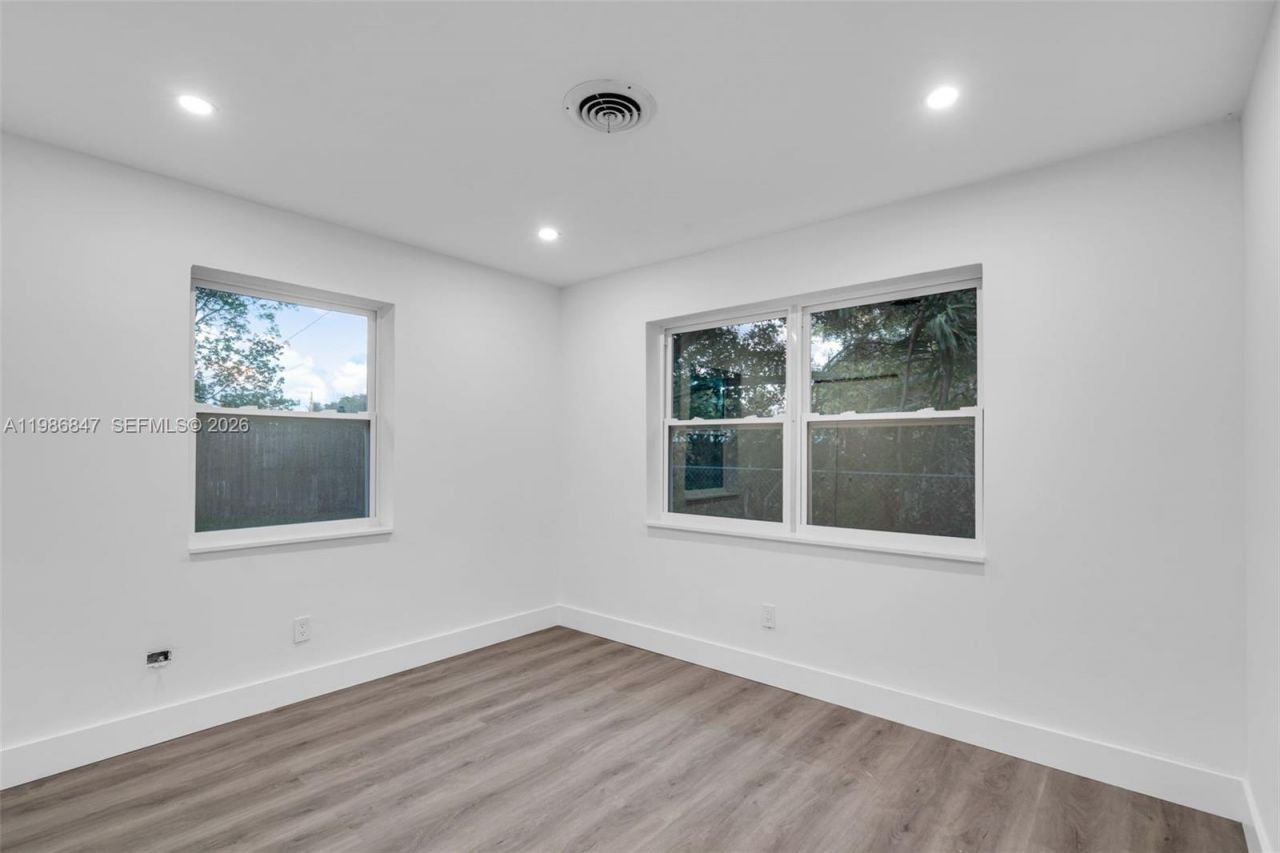 3180 NE 10th Ter , Pompano Beach, FL 33064 Photo