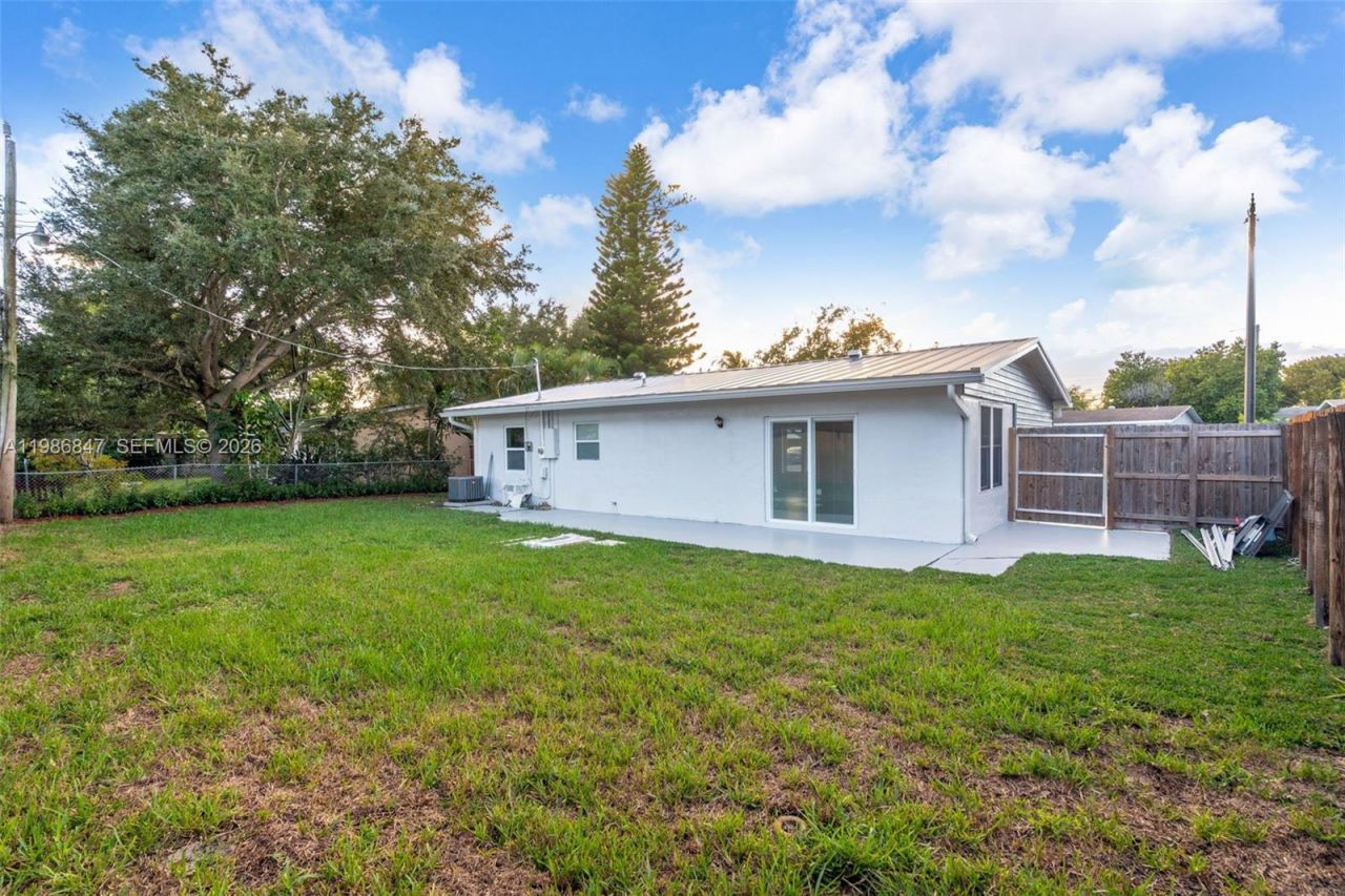 3180 NE 10th Ter , Pompano Beach, FL 33064 Photo