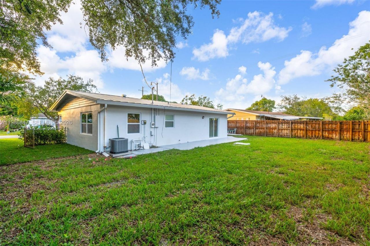 3180 NE 10th Ter , Pompano Beach, FL 33064 Photo