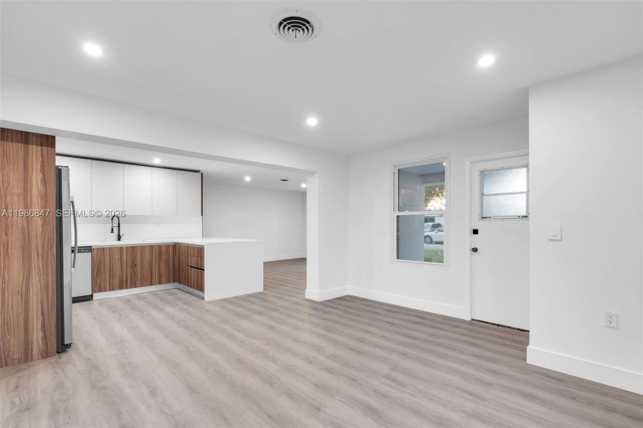 3180 NE 10th Ter , Pompano Beach, FL 33064 Photo