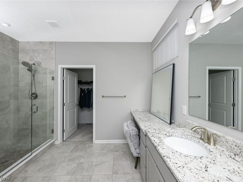 1662 Cobham Lane, Wadsworth, OH 44281 Photo 17