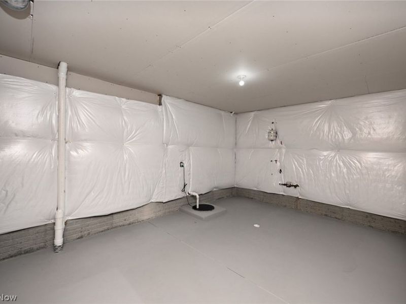 1662 Cobham Lane, Wadsworth, OH 44281 Photo 32