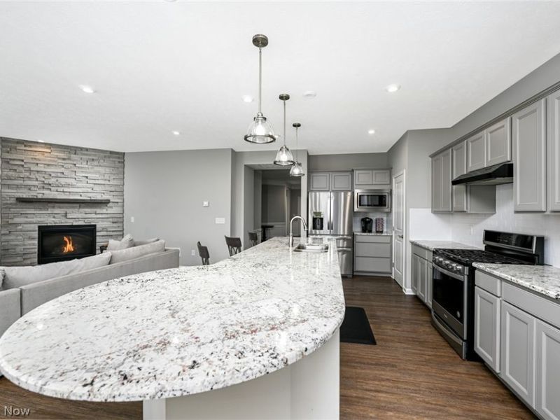 1662 Cobham Lane , Wadsworth, OH 44281 Photo 8