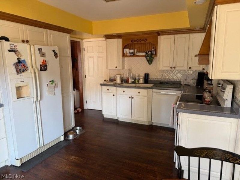 6 Lynnwood Drive, Vienna, WV 26105 Photo 5