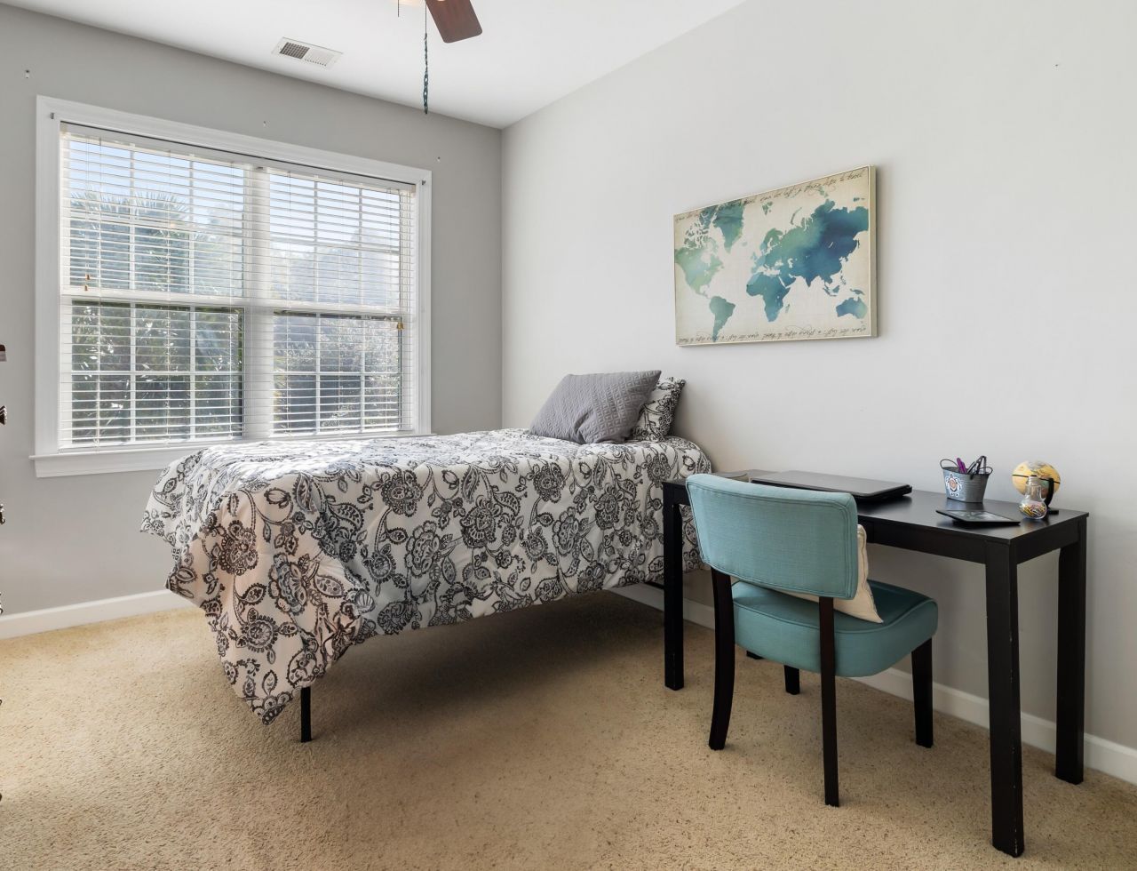 102 Plank Court Photo 25