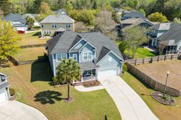 102 Plank Court photo 4