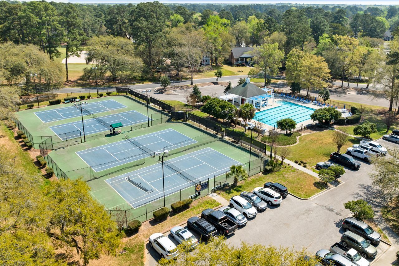 102 Plank Court Photo 44