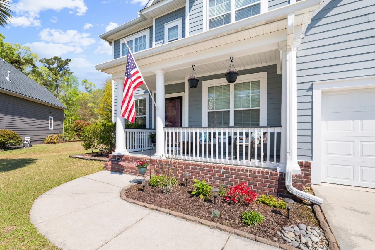 102 Plank Court Photo 6