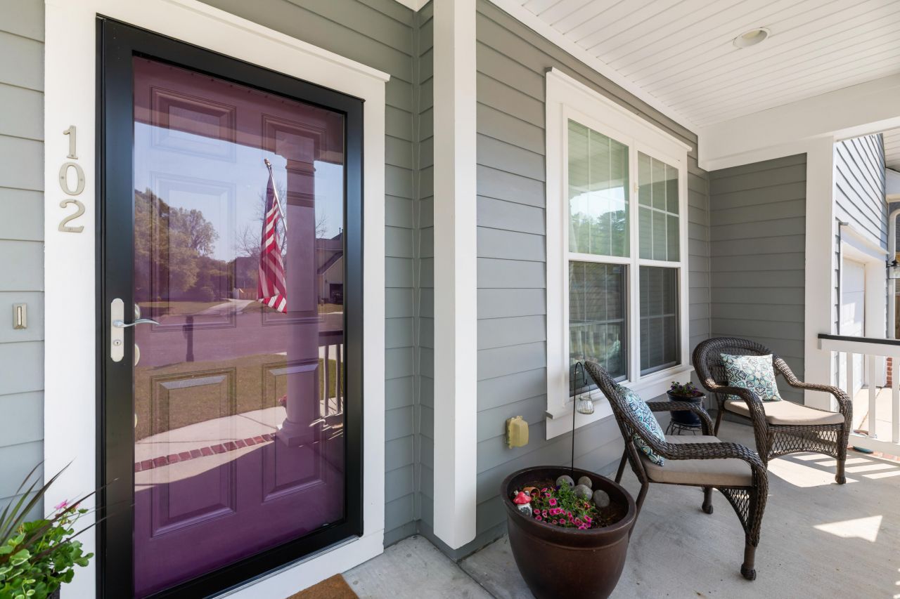 102 Plank Court Photo 7