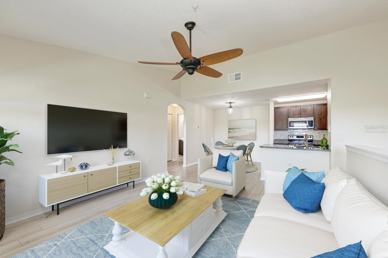 8911 Manor Loop, Unit 207, Lakewood Ranch, FL 34202 Photo