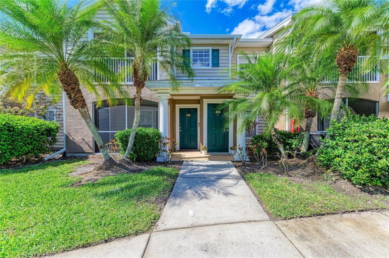 8911 Manor Loop, Unit 207, Lakewood Ranch, FL 34202 Photo