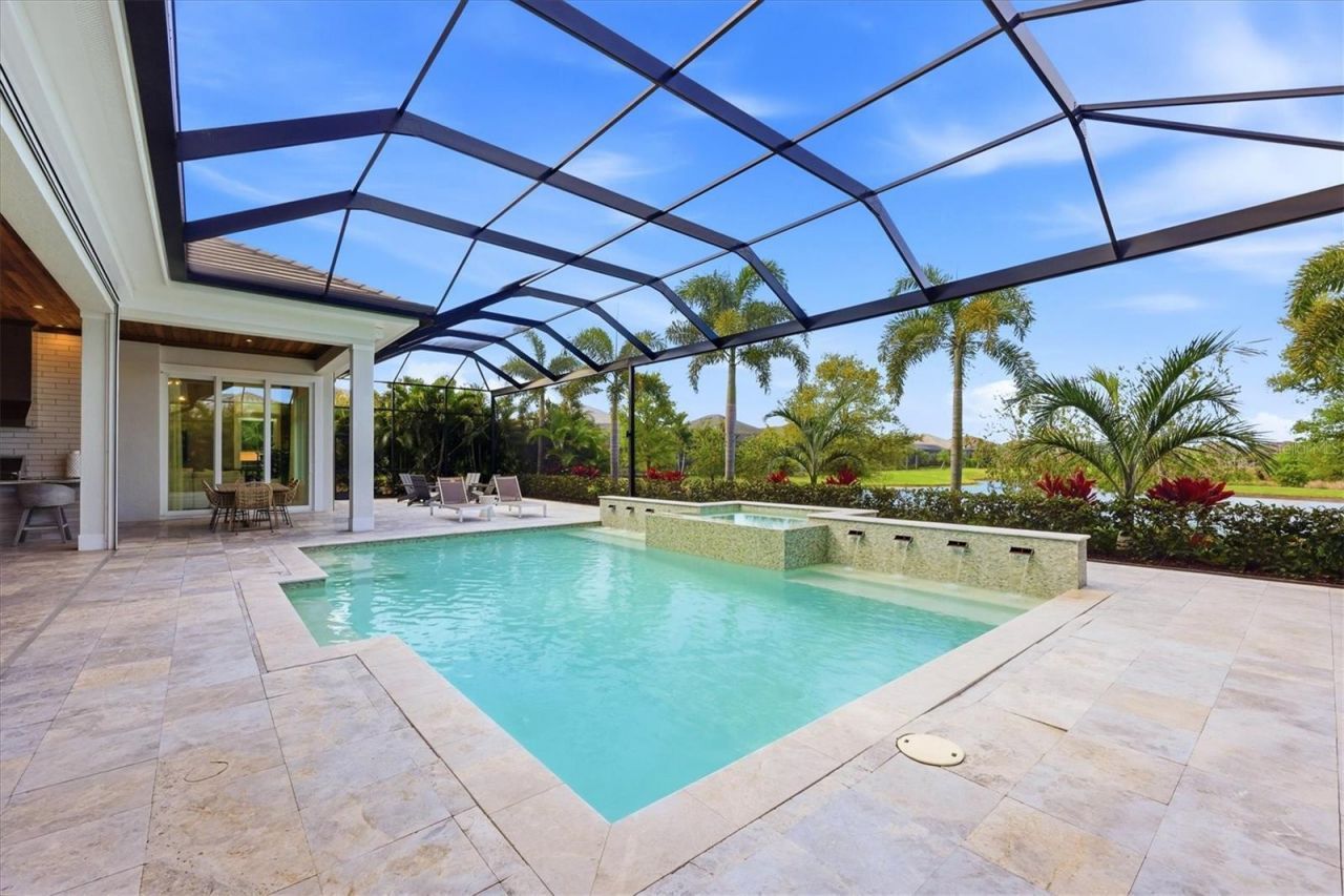 8465 Pavia Way, Lakewood Ranch, FL 34202 Photo