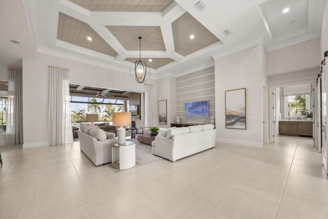 8465 Pavia Way, Lakewood Ranch, FL 34202 Photo