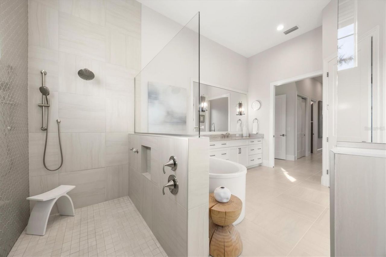 8465 Pavia Way, Lakewood Ranch, FL 34202 Photo