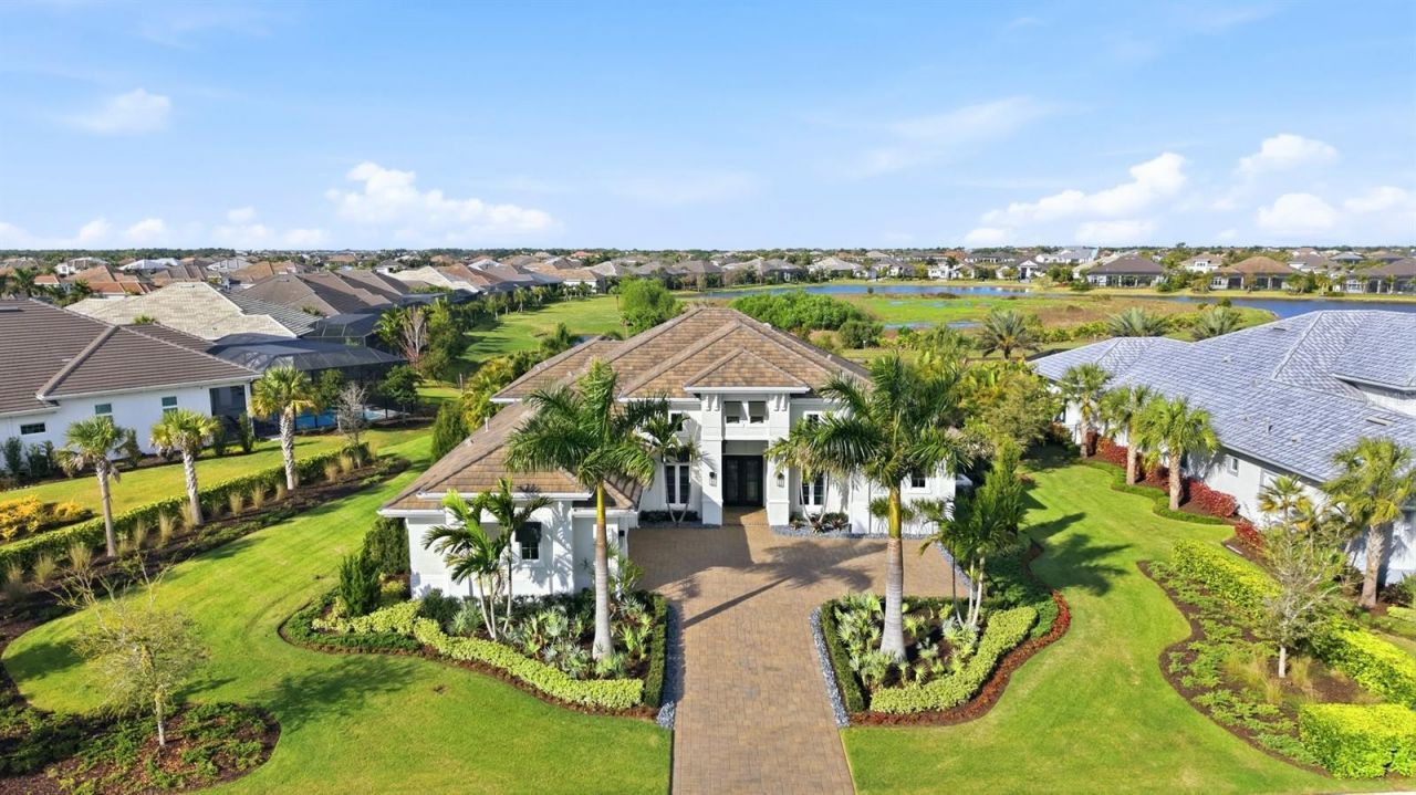 8465 Pavia Way, Lakewood Ranch, FL 34202 Photo