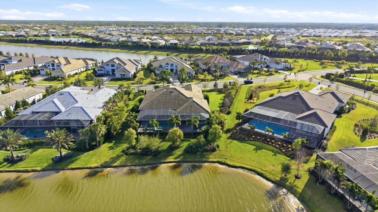 8465 Pavia Way, Lakewood Ranch, FL 34202 Photo
