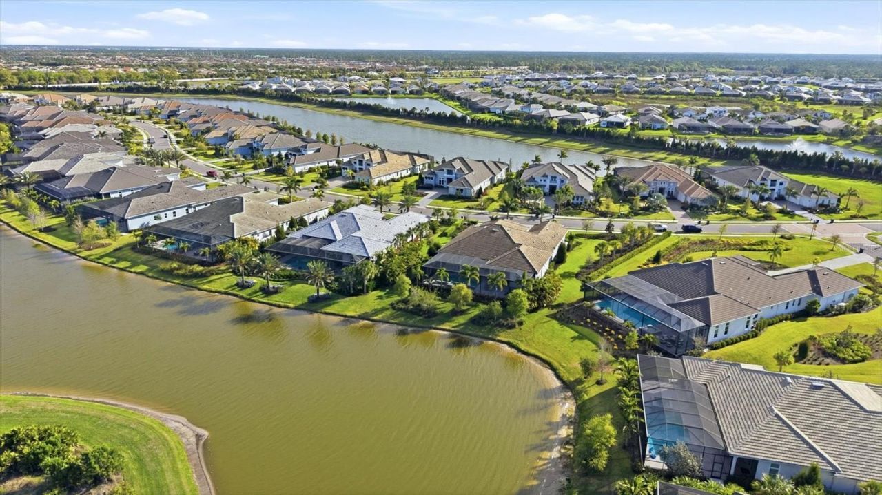 8465 Pavia Way, Lakewood Ranch, FL 34202 Photo
