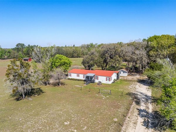 5600 SE 39TH STREET, TRENTON, FL 32693
