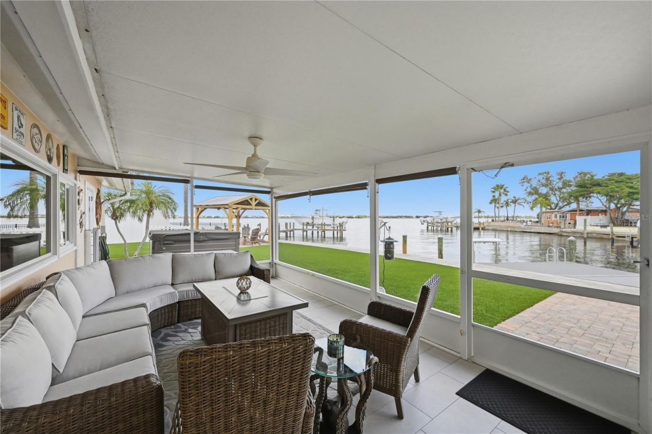 211 21st Street Ne, Bradenton, FL 34208 Photo