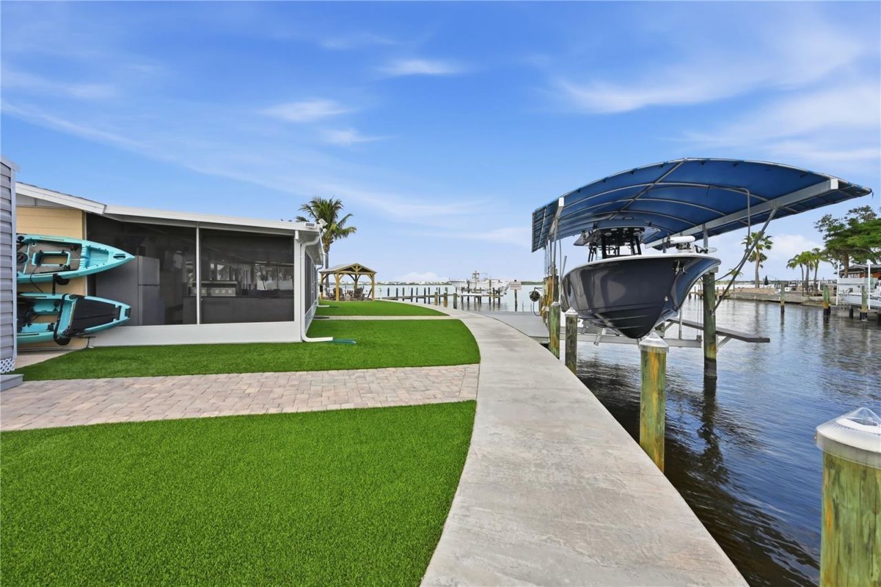 211 21st Street Ne, Bradenton, FL 34208 Photo