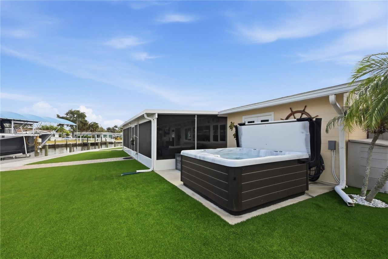 211 21st Street Ne, Bradenton, FL 34208 Photo