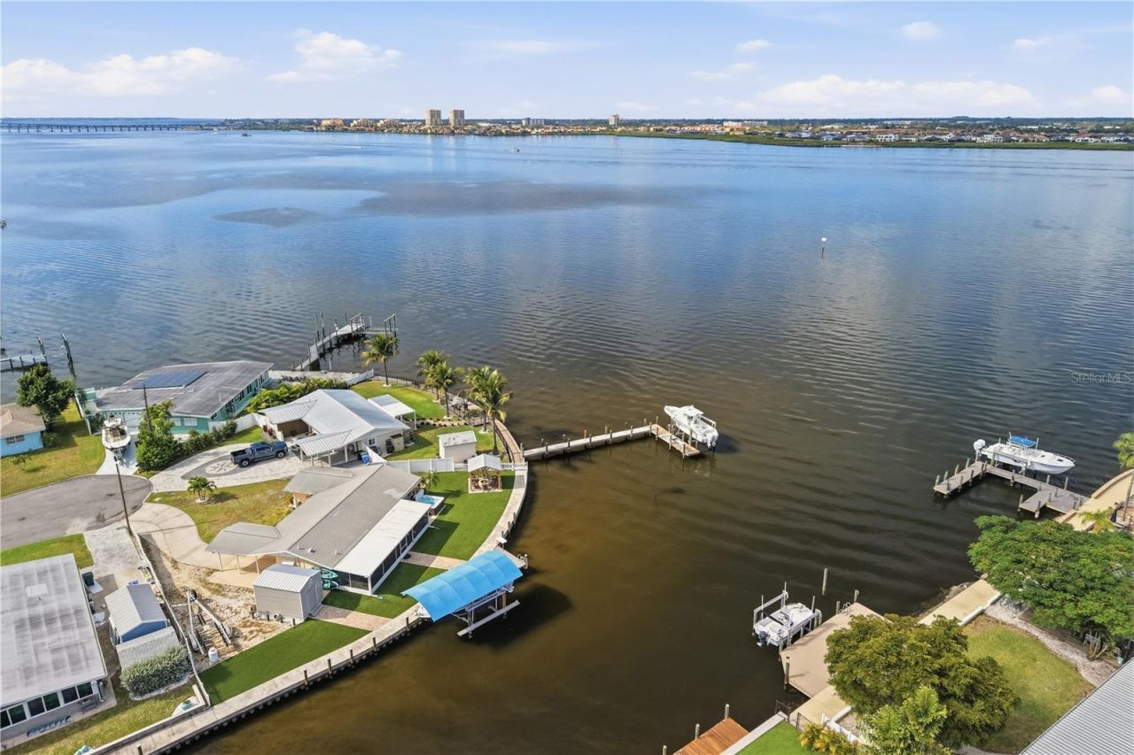 211 21st Street Ne, Bradenton, FL 34208 Photo