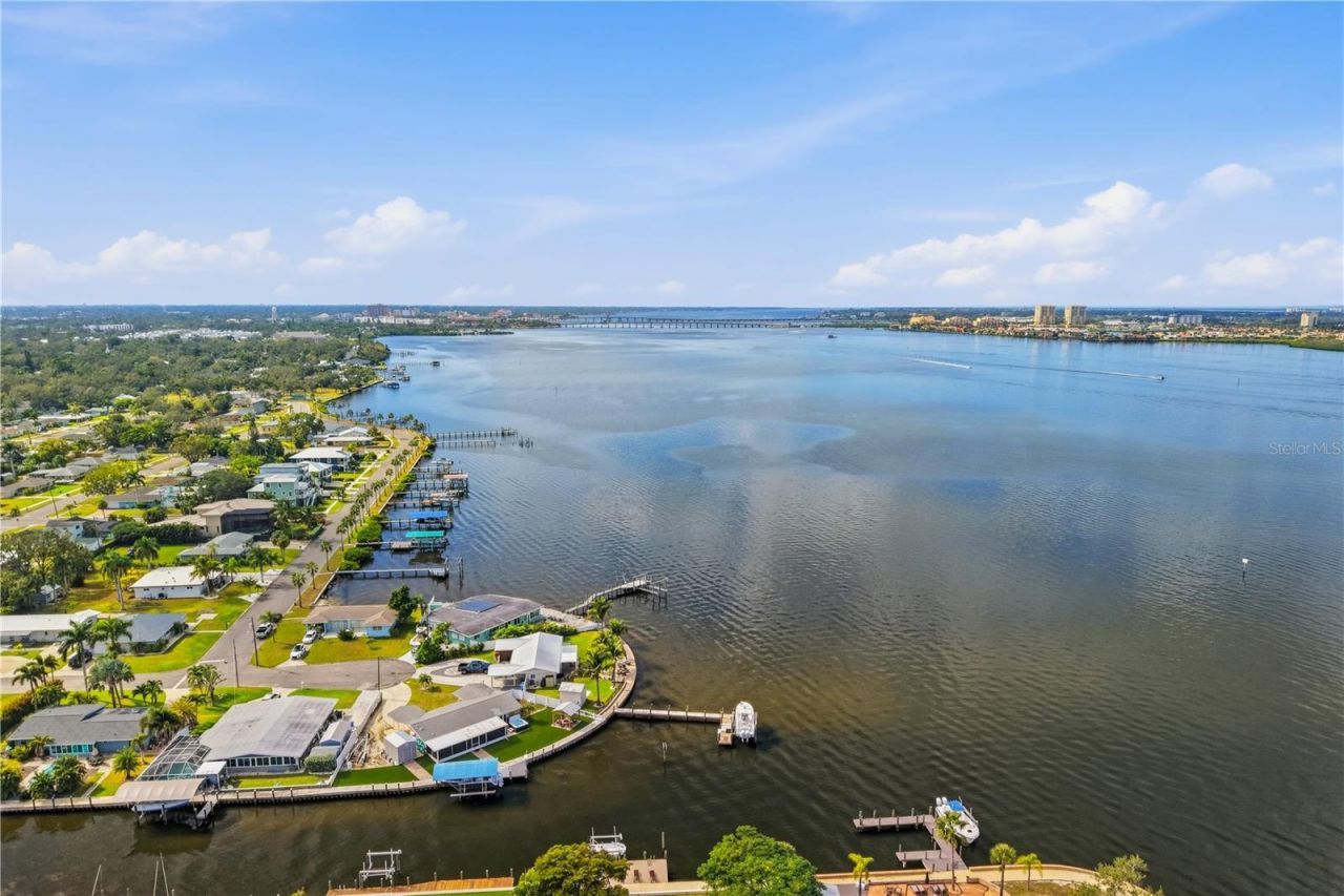 211 21st Street Ne, Bradenton, FL 34208 Photo