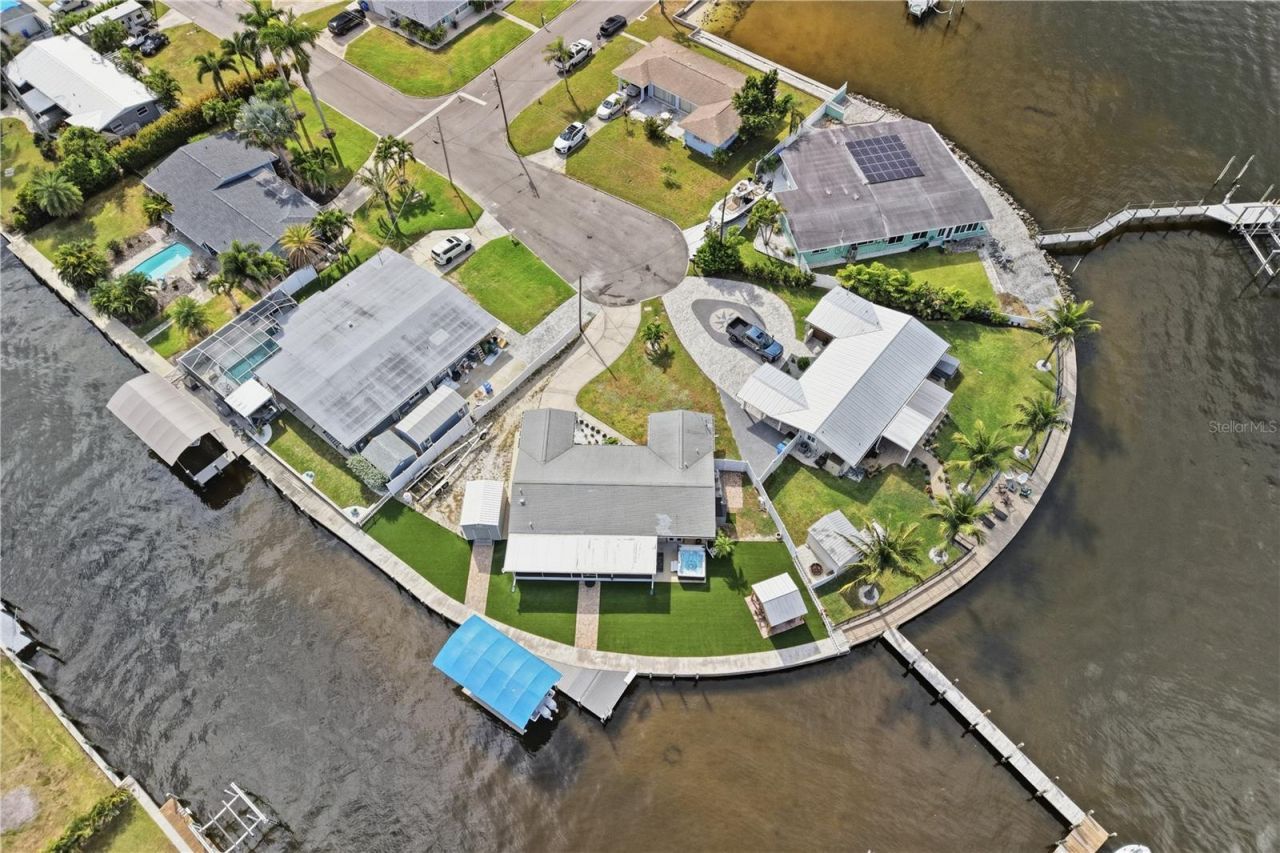 211 21st Street Ne, Bradenton, FL 34208 Photo