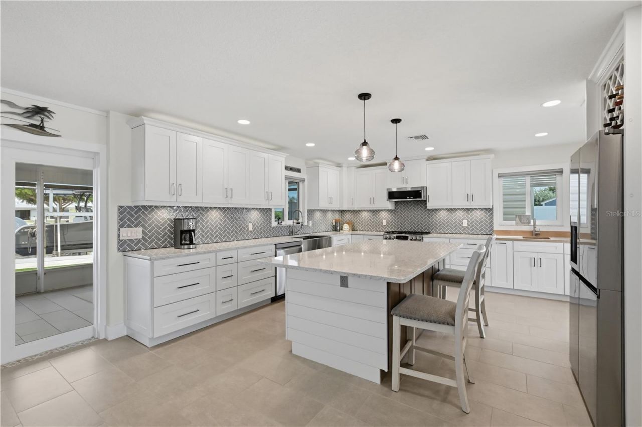 211 21st Street Ne, Bradenton, FL 34208 Photo