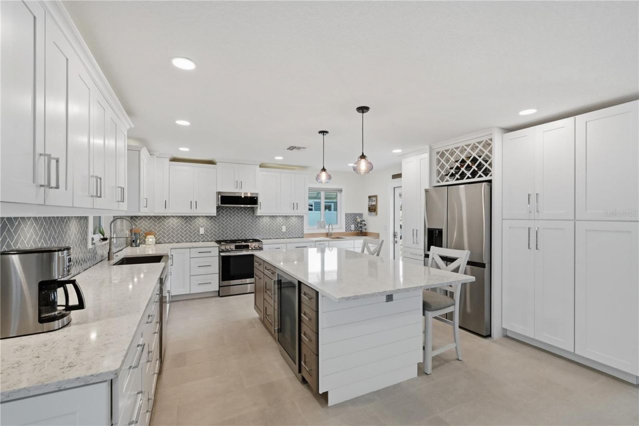 211 21st Street Ne, Bradenton, FL 34208 Photo